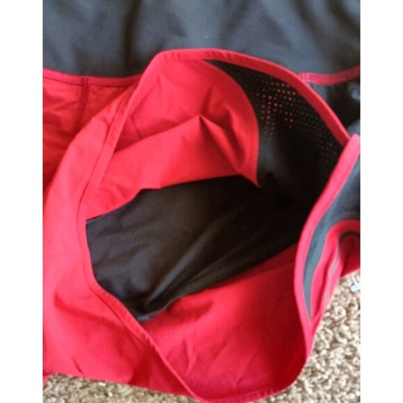 Athleta High Rise Acceleration Shorts Size Small Red Black Running Shorts Active - Picture 5 of 7